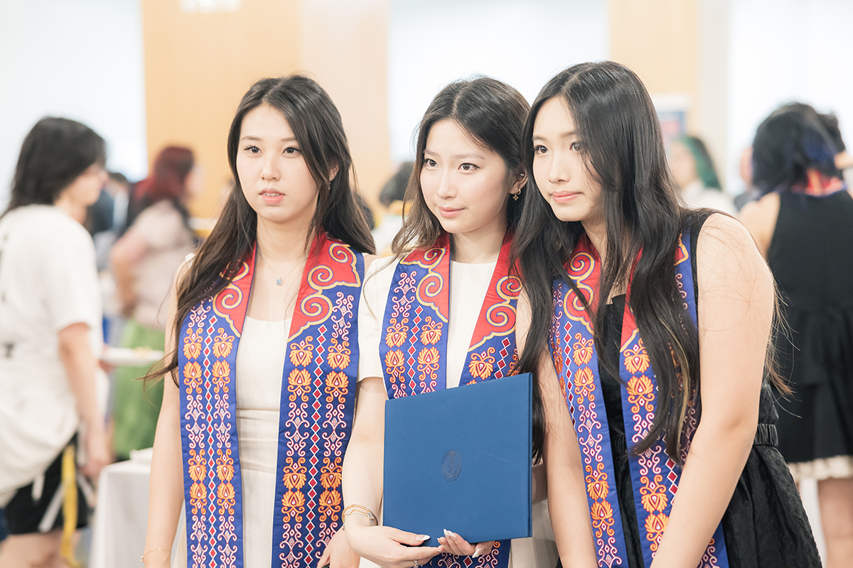 HSGraduation24202113-300.jpg